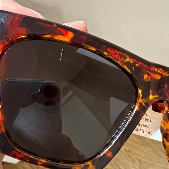 PRIVE REVAUX X BENZO VICTORIA TORTOISE AUTHENTIC SUNGLASSES POLARIZED - Picture 6 of 6